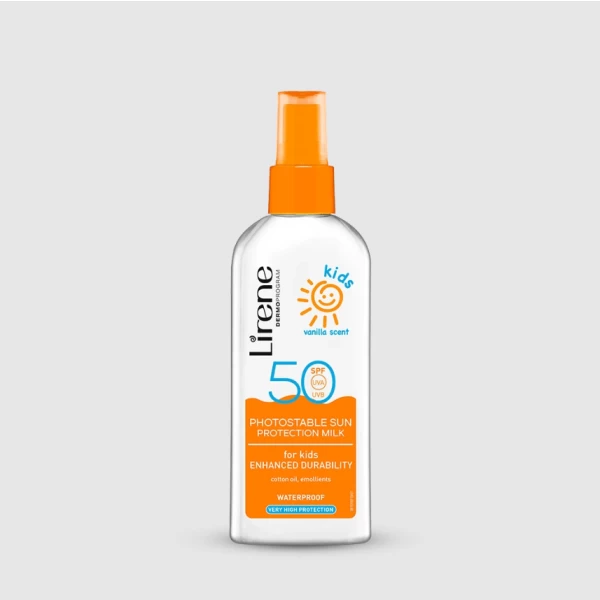 233 Lirene SUN KIDS Photostable sun protection milk for kids with vanilla scent SPF 50 150 ml 1 <p>Një sistem filtrash foto-stabile UVA dhe UVB mbron në mënyrë efektive lëkurën nga djegia nga dielli, duke thithur rrezatimin dhe duke penguar efektet e tij.</p> <p>Locioni përmirëson mekanizmin e mbrojtjes natyrore kundër rrezatimit UV, ndërsa vitamina E siguron mbrojtjen e duhur antioksiduese.</p> <p>Mund të përdoret për fëmijë nga 7 muajsh.</p>