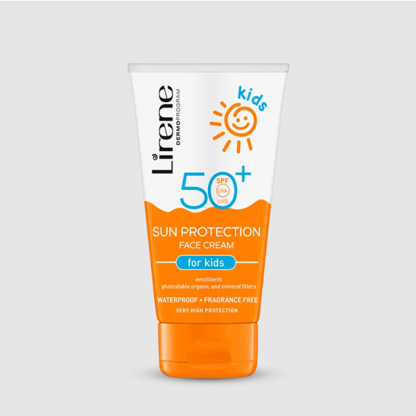 234 Lirene SUN KIDS Sun protection face cream for kids SPF 50 50 ml 1 Mbrojtje shume e larte me emoliente, me filtra fotostatike organike e minerale. KUNDER UJIT DHE PA AROME Filtrat fotostatik UVA dhe UVB mbrojne ne menyre efikase lekuren nga djegia nga dielli. Mund te perdoret per femije nga 7 muajsh. Aplikoni nje sasi te pershtatshme te kremit ne fytyre - idealisht 15 minuta para ekspozimit ne diell.